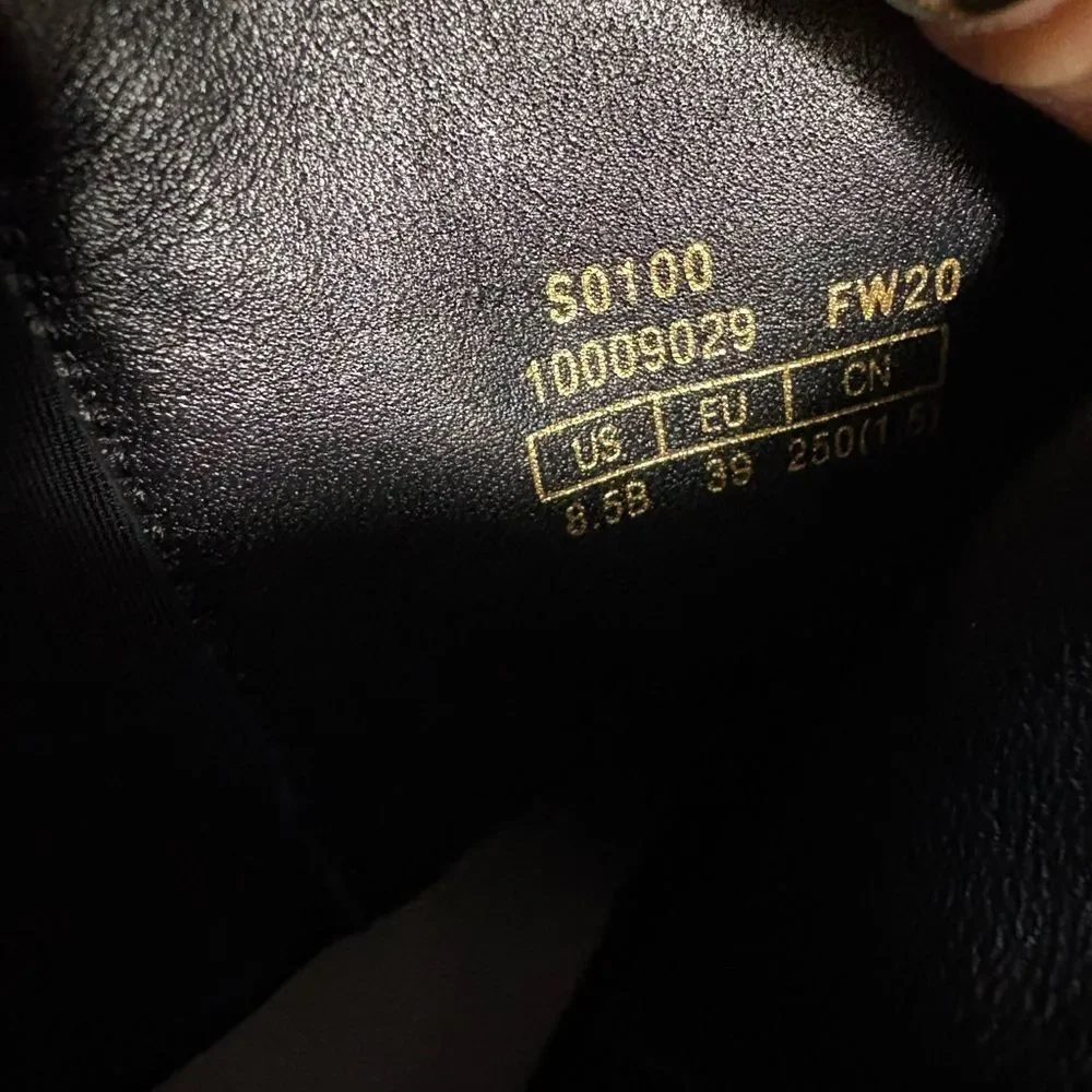 Stuart Weitzman size good